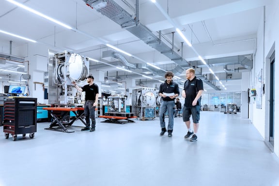 Travailler chez Systec : Hall de production