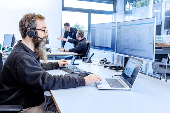 Travailler chez Systec : Postes de travail de bureau