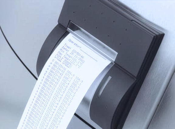 Systec Medienpräparation : Imprimante intégrée pour la documentation du processus de fabrication des milieux de culture